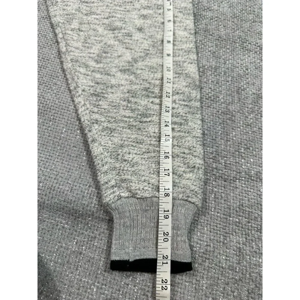 Art Unlimited Sweater shirt Mens‎ Large Gray Aztec Nub Wolf Sweatshirt V Neck